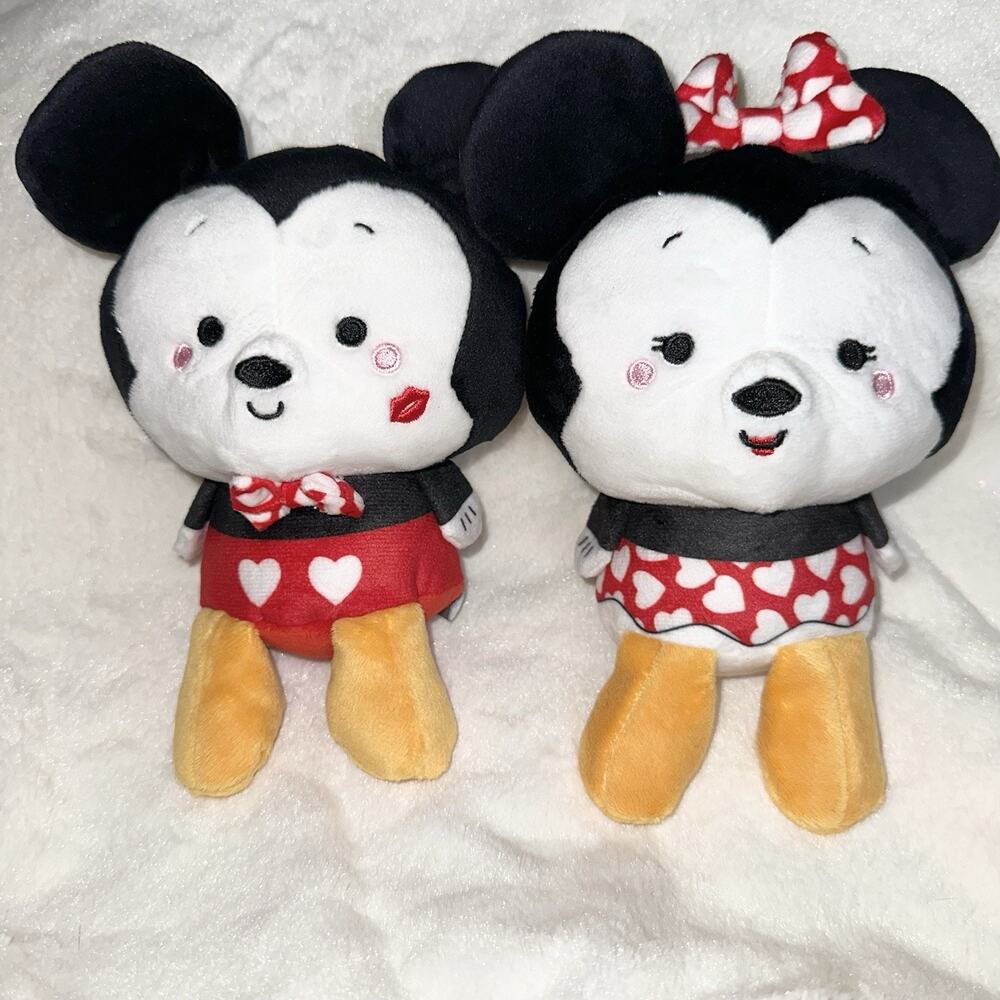 Hallmark Disney MICKEY & MINNIE MOUSE BETTER TOGETHER VALENTINES PLUSHIES 2023